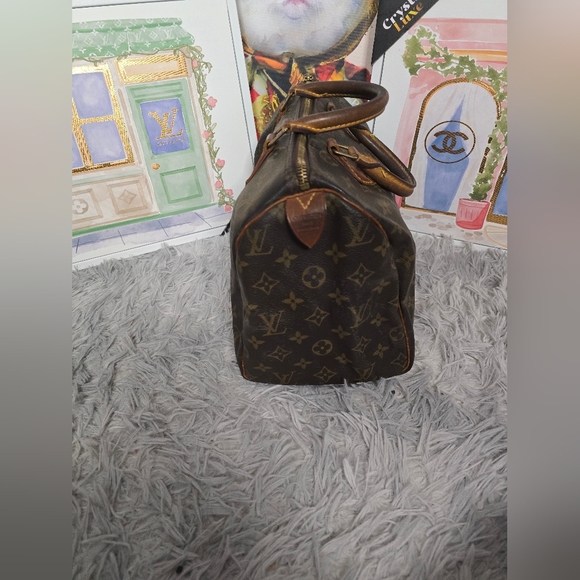 Louis Vuitton Signiture Monogram Speedy 30 (EUC)(TH0031)(2001)(COA) - Picture 3 of 13